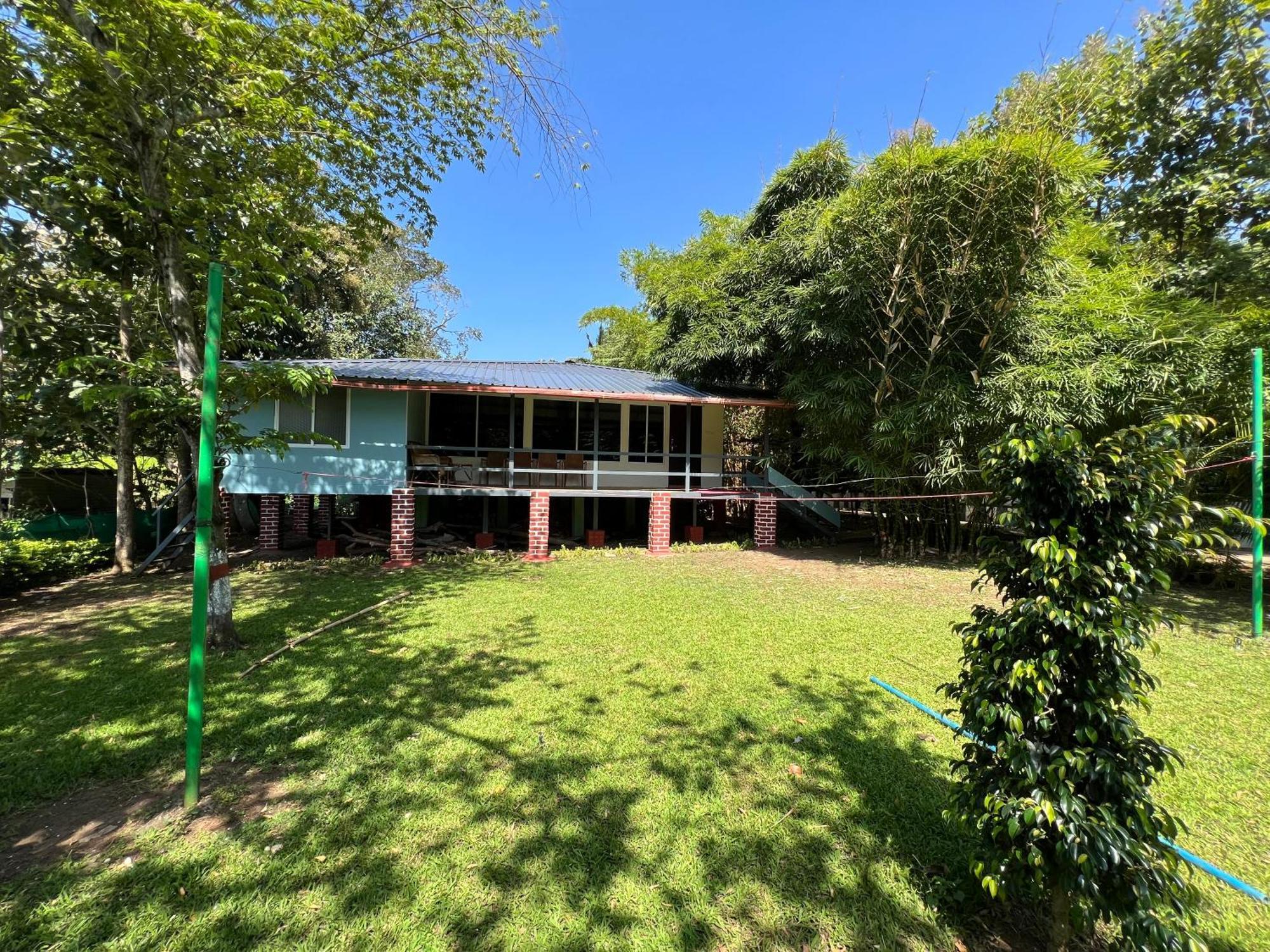The Midway Jungle Resort Masinagudi Exterior photo