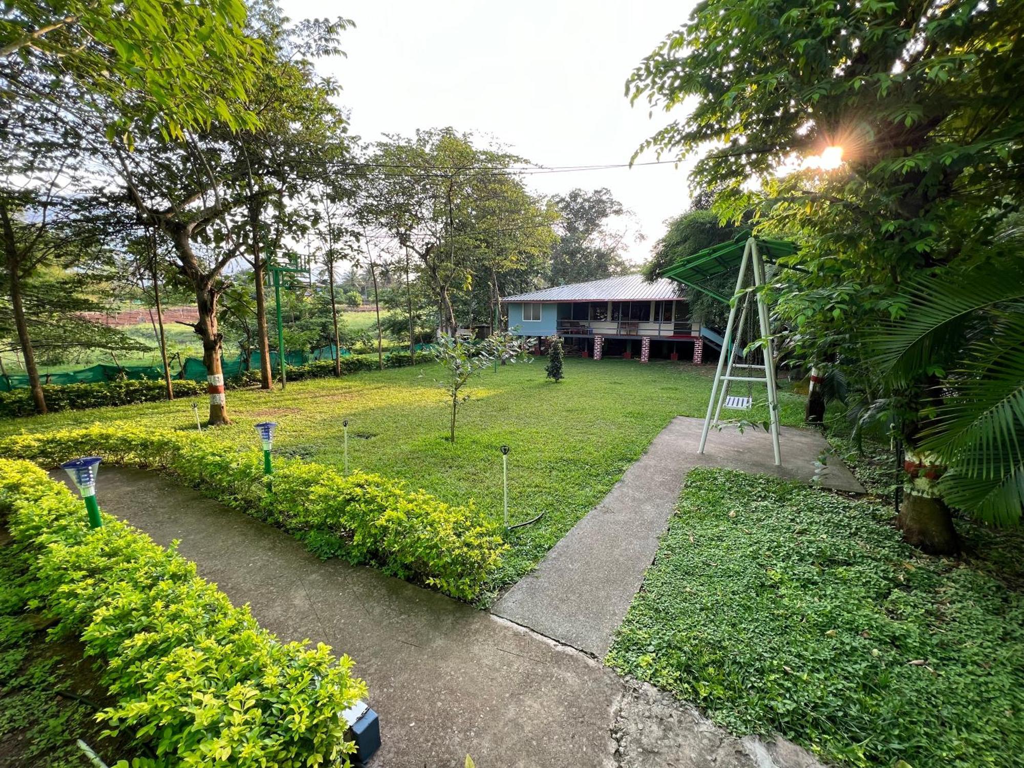 The Midway Jungle Resort Masinagudi Exterior photo